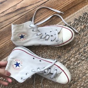 Used white classic converse
